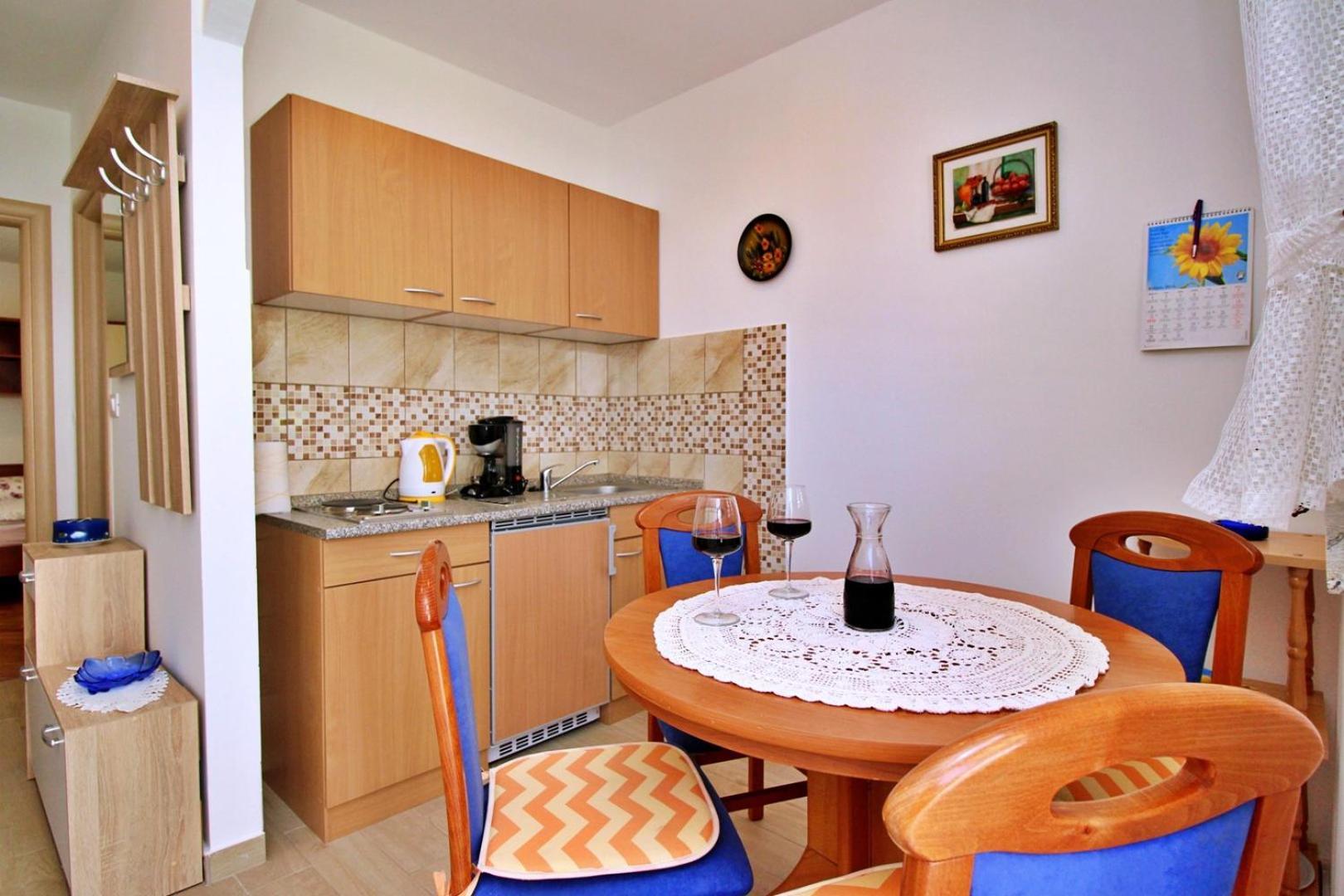 Apartments Zlatica シロ エクステリア 写真