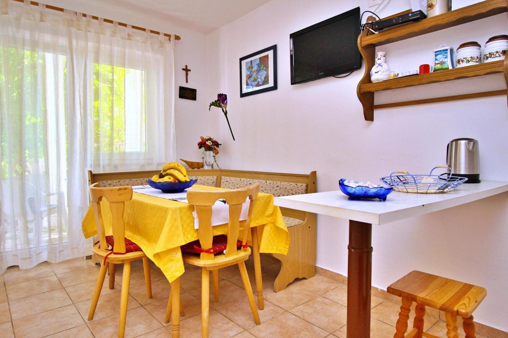 Apartments Zlatica シロ エクステリア 写真